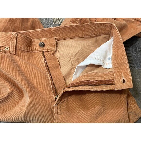 Vtg Levi’s 519 Corduroy Slim Straight Pants Peach High Rise W26 L32 USA Made - Picture 7 of 15